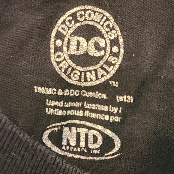 DC Comics SUPERMAN Tee. GUC - Picture 3 of 3